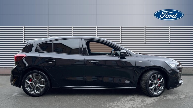 Ford Focus 1.0 EcoBoost Hybrid mHEV 155 ST-Line 5dr Auto Petrol Hatchback